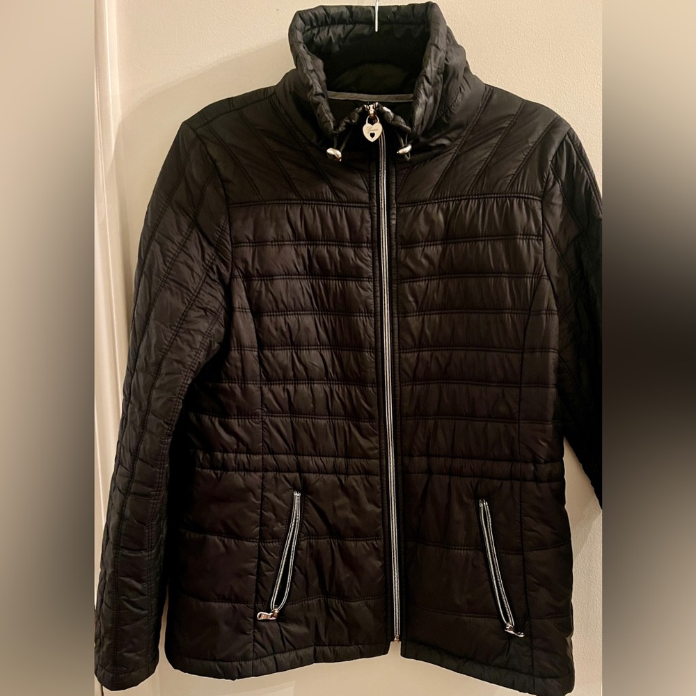 Black Quilted Women's Puffer by Guess, size L